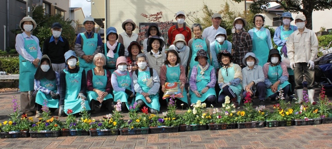 秋の花の植え付け　焼津市花の会様　11/6